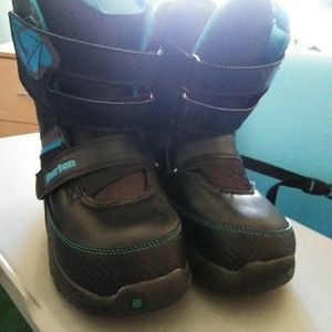 Burton snowboard boots. Size 6